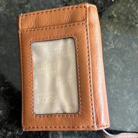 Michael kors wallet - Picture 7 of 8